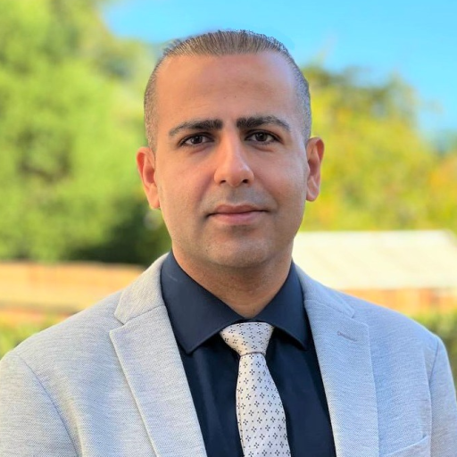 Dr. Ashkan Memari